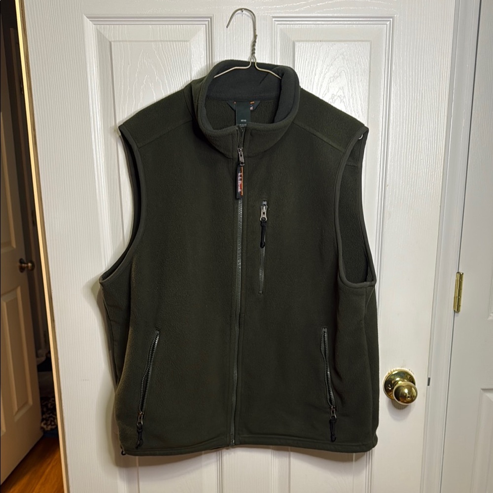 Men’s L.L. Bean vest